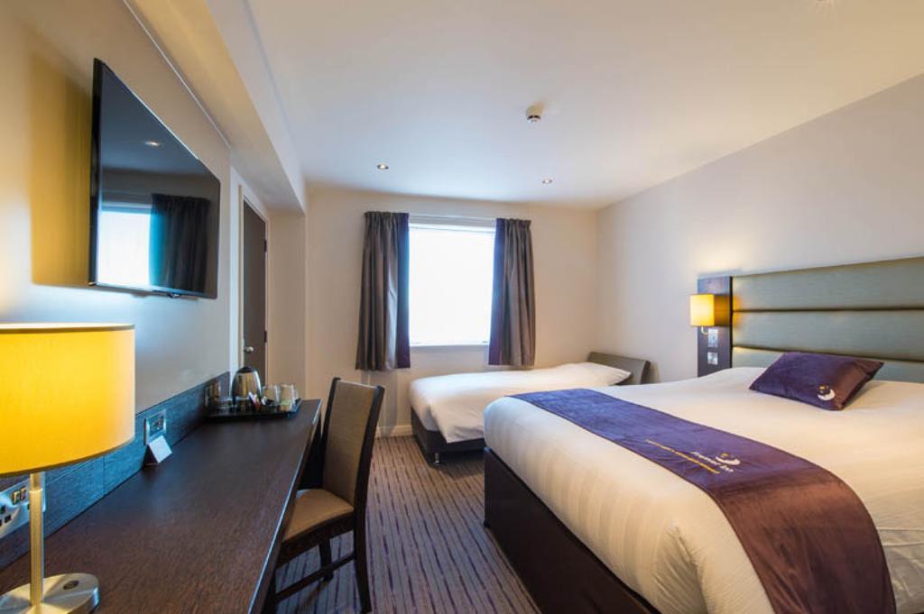 Premier Inn Epsom South Kamer foto